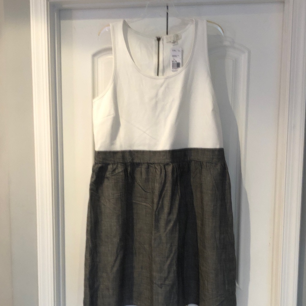 Forever 21 White and Gray Casual Dress
